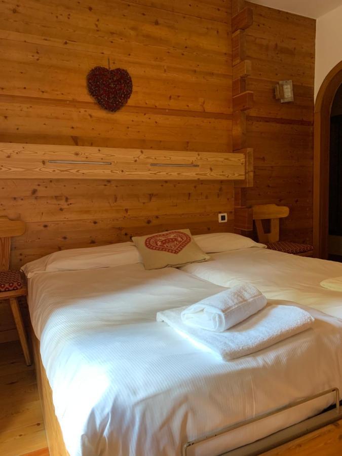 Hotel Capriolo Мадезімо Екстер'єр фото